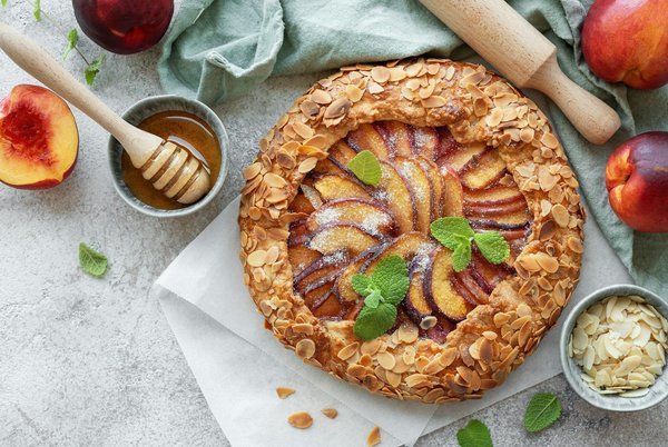 Comment préparer une galette des rois à la pistache et à la framboise ?